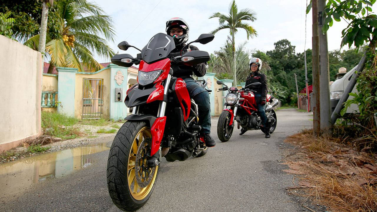 GEO Reportage - Malaisie, la moto au féminin